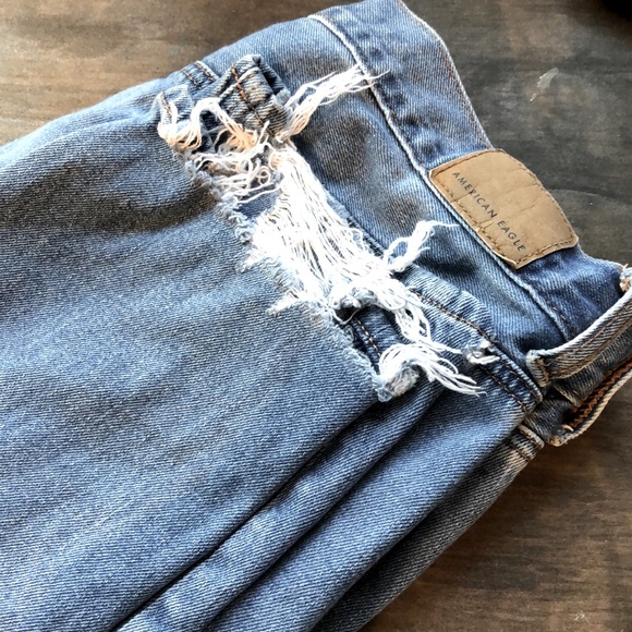 American Eagle Mom Jeans - Picture 1 of 7